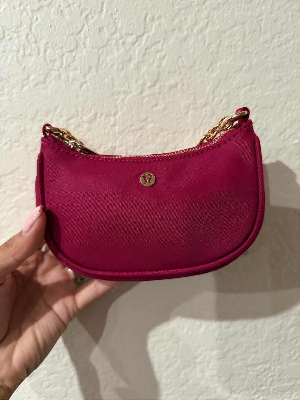 lululemon athletica Fuchsia Mini Chain-Handle Shoulder Bag - Picture 3 of 4